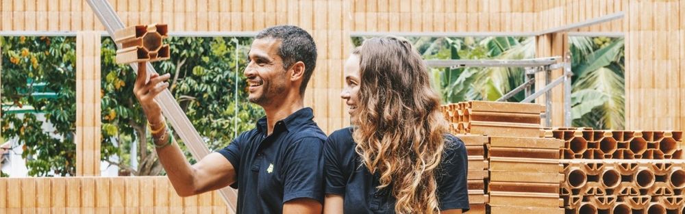 Business For Good Week 2021: Rebuilding Schools with Recycled Plastic – In only 6 days