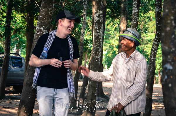 B1G1 STUDY TOUR 2014 – CAMBODIA (PART 1): WORKING TOGETHER